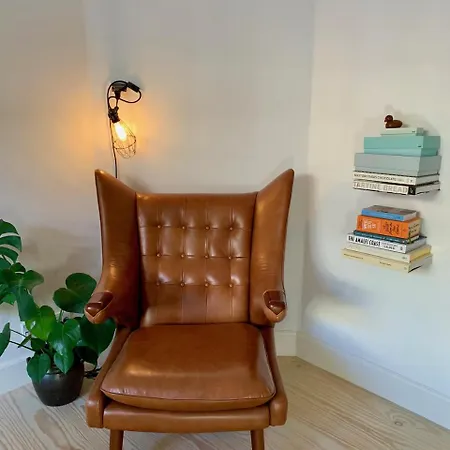 아파트 Modern Located In The Hip And Trendy Part Of Copenhagen- Vesterbro