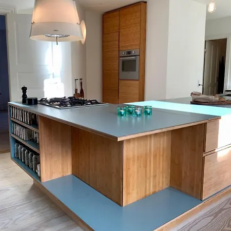 아파트 Modern Located In The Hip And Trendy Part Of Copenhagen- Vesterbro