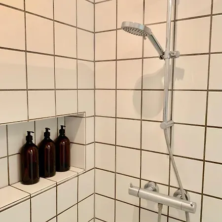 아파트 Modern Located In The Hip And Trendy Part Of Copenhagen- Vesterbro *