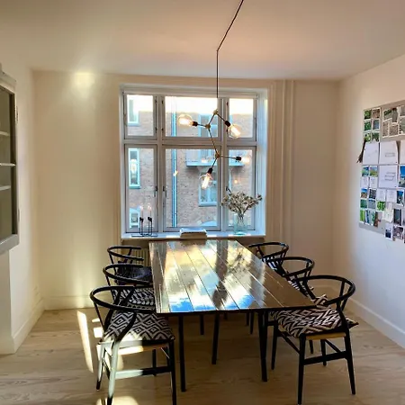 아파트 Modern Located In The Hip And Trendy Part Of Copenhagen- Vesterbro