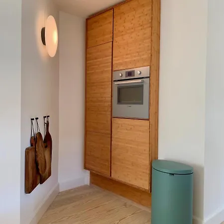 Modern Located In The Hip And Trendy Part Of Copenhagen- Vesterbro 아파트 *